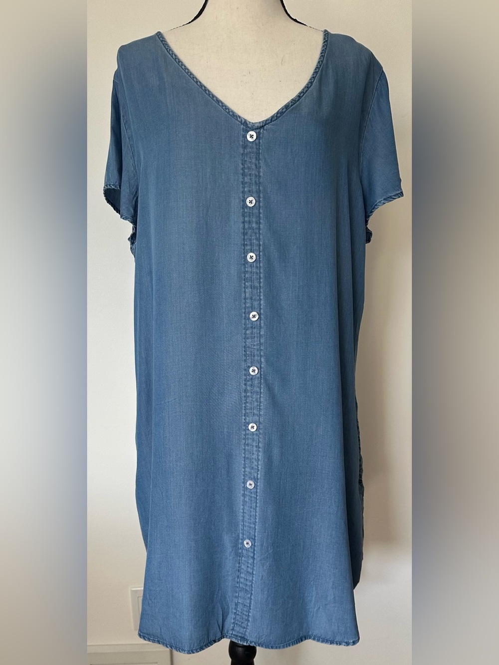 Standard Grace Chambray Denim Button Pull Over Dress Blue M Lightweight Comfort - Picture 2 of 12